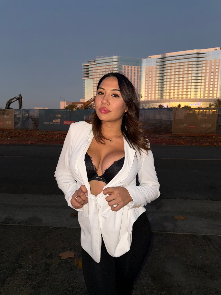 Take a pause and enjoy Ali Cruz — streaming from Sakai