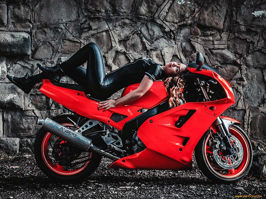 Beautiful girl Beautiful girls and motorcycles in Sakai