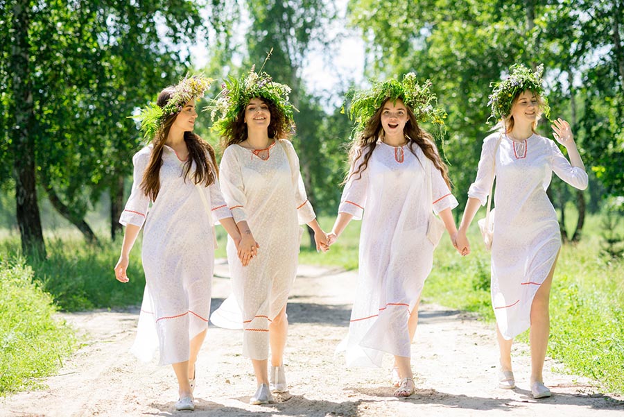 Slavic girls in Sakai