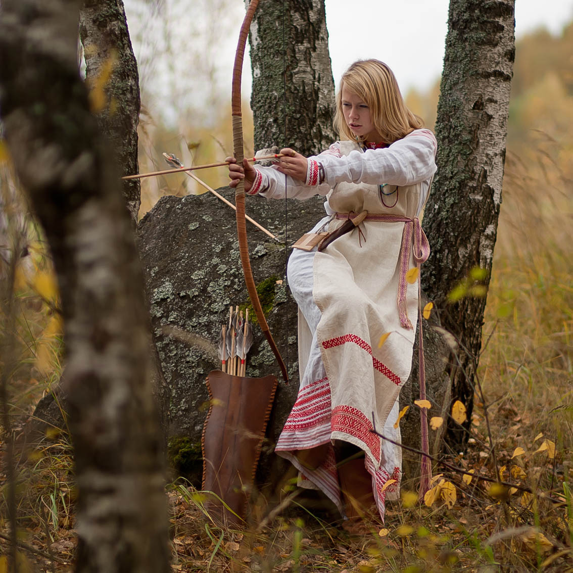 Sexy photo Girls in Slavic costumes in Sakai
