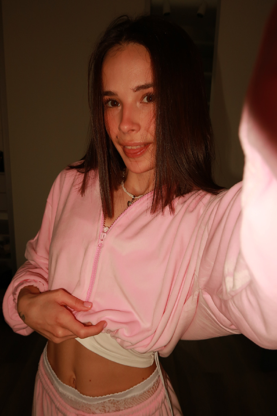 Tina brings the glow — live moments in Sakai