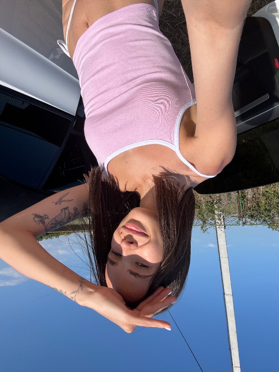 Sexy model Tina in Sakai